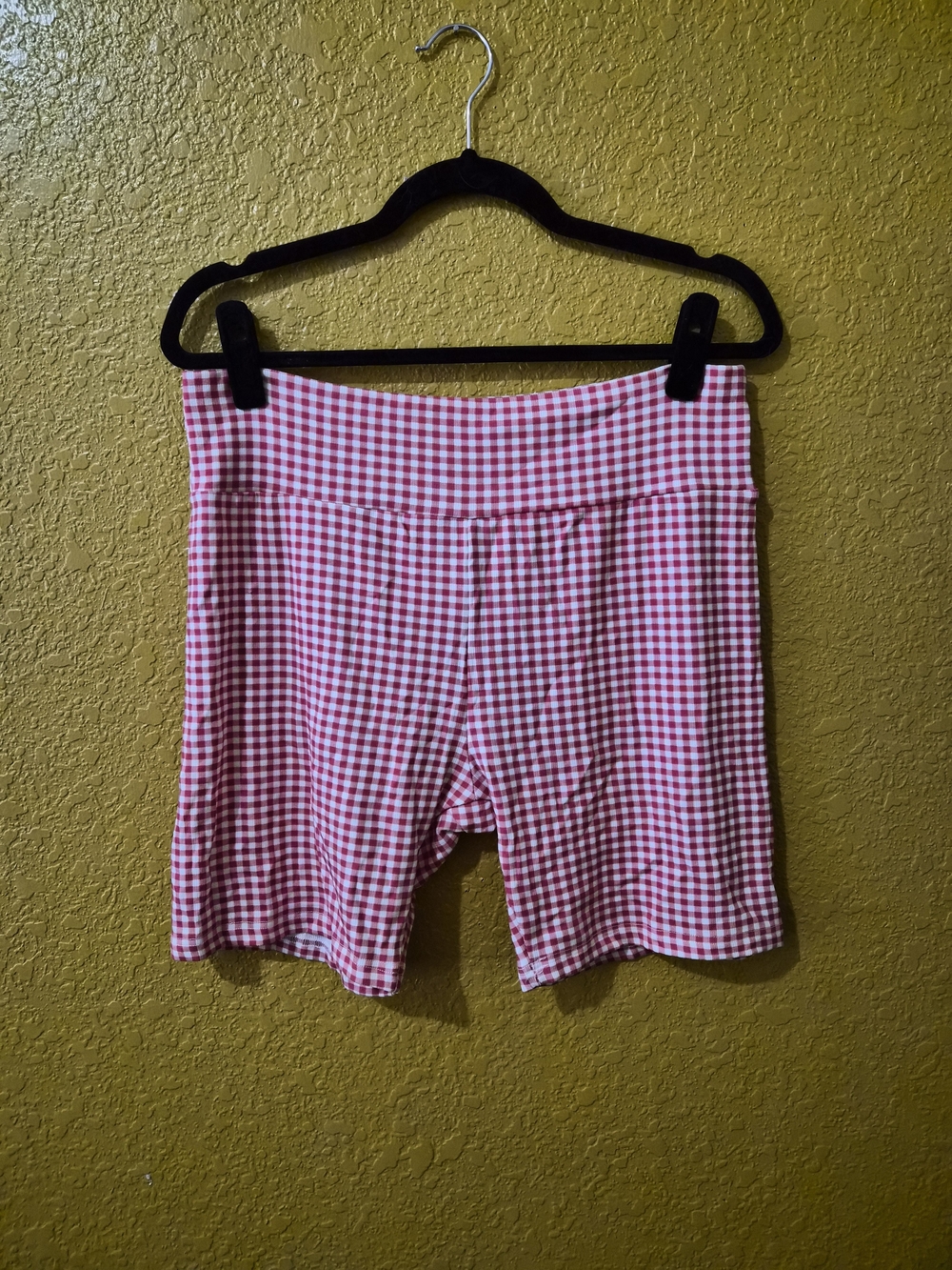 NWT-Emy Ave Red Gingham Bike Short